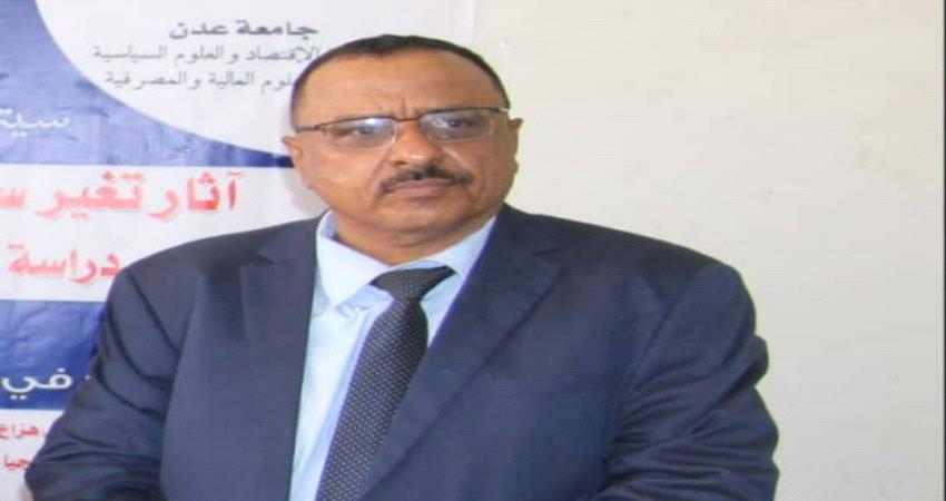 خبير إقتصادي : المصارفة عبر البنك المركزي آلية لتحقيق هدفين .. مباشر وآخر ضمني 