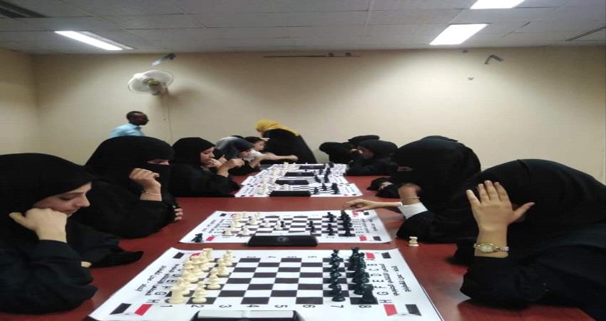 ضمن فعاليات مهرجان عدن الرياضي 2 ..ختام رائع لمنافسات بطولة الشطرنج المفتوحة 