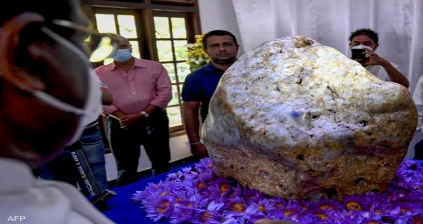 الكشف عن أكبر "حجر كريم" في العالم
