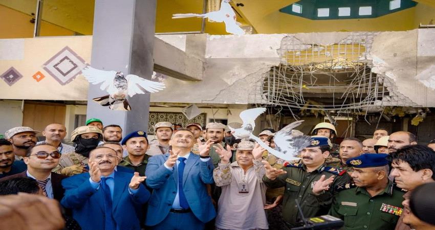 أبرز ما قاله محافظ عدن بعد اعادة تدشين مطار العاصمة واستئناف عمله