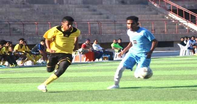 عينات يقصي الهلال من دوري الشباب لأندية وادي حضرموت 