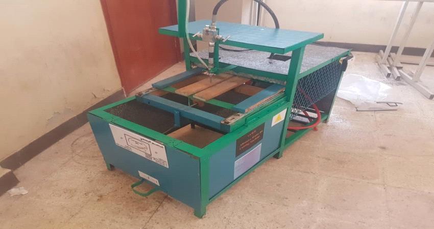 آلة لقص المواد بإستخدام المياه.. أحدث مشاريع التخرج للطلاب الجنوبيين! 