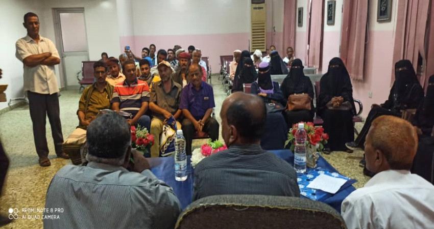 بيان صادر عن القيادات العمالية بلحج يسعى لعقد لقاء مع الحكومة لتنفيذ مصفوفه من المطالب