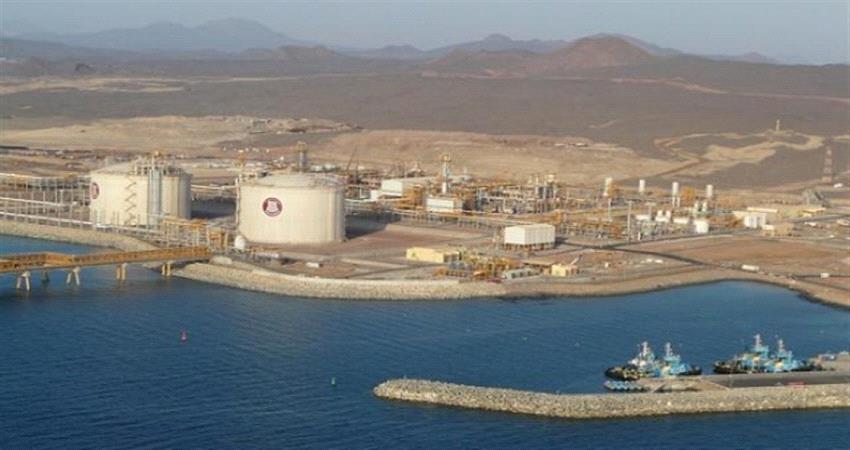 إستنكار واسع لتجاهل الحكومة افتتاح الإخوان ميناء لدعم الإرهاب في شبوة