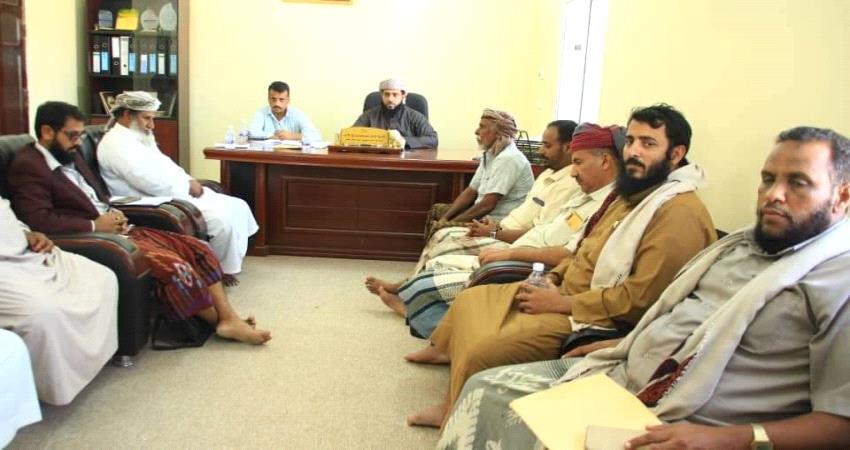 "مشاريع الخدمات والبنية التحتية" على طاولة إجتماع المكتب التنفيذي بحصوين المهرة