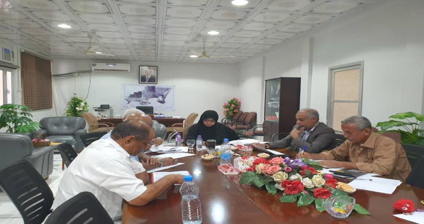 414 مليون من البرنامج الاستثماري لتنفيذ مشاريع في البريقة بعدن