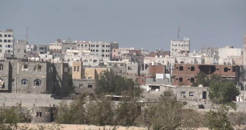 مليشيات الحوثي تستهدف قرى آهلة بالسكان جنوب الحديدة