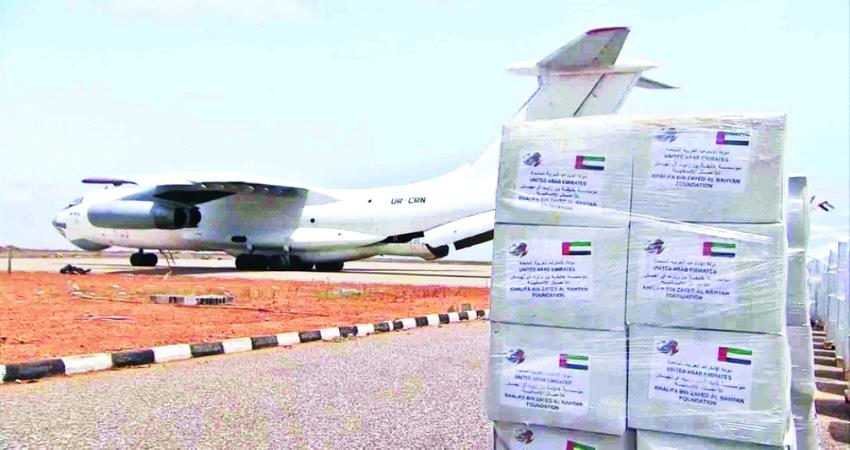 الإمارات تنهي المرحلة الأخيرة من توزيع المساعدات الإغاثية للساحل الغربي لسقطرى 