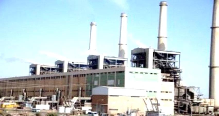 عضو في رابطة الاقتصاديين : كهرباء عدن ثقب أسود وأدعو الزبيدي للتعاون في حل المشكلة