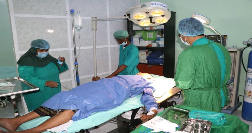أبين.. أول عملية جراحة في مشفى زنجبار بعد 22 عاما من افتتاحه