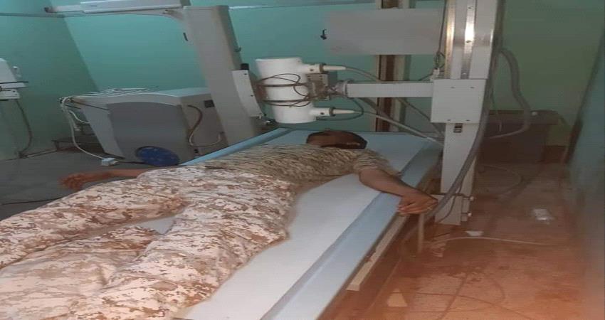 مطار عدن يبلغ عن « سليمان الزامكي » إثر قيامه بدهس أحد أفراد الحراسة بسيارته