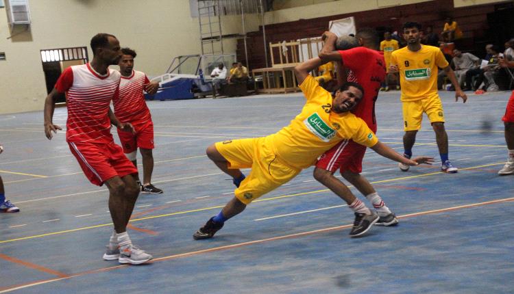 في بطولة الجمهورية لكرة اليد بعدن..الصقر والشعلة والتضامن وشباب القطن فرسان الجولة الرابعة