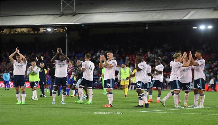 رسميًا.. آرسنال يعلن رحيل لاعبه لجالطة سراي