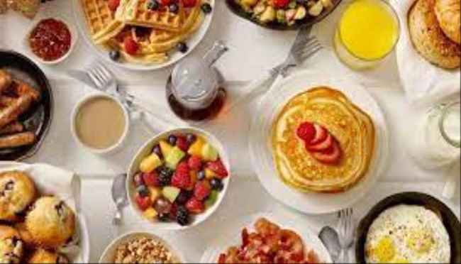 هذه أسوأ 4 عادات لتناول الفطور