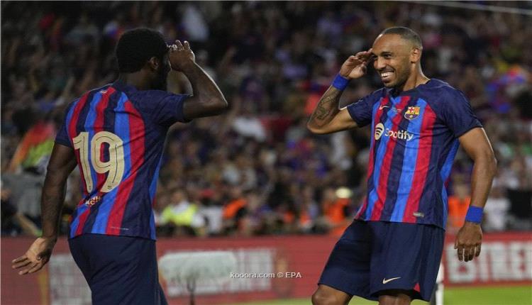 تشيلسي يغري أوباميانج للرحيل عن برشلونة