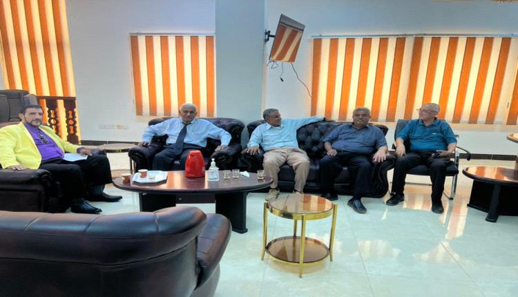 مكافحة الفساد تقف أمام المخالفات والتجاوزات المالية في مؤسسة التأمينات وإستمرار إقتحام برجين 