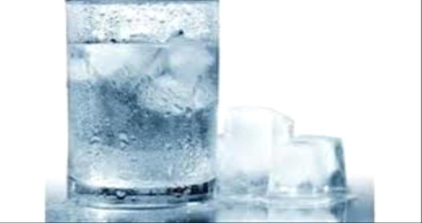 أضرار الماء البارد: هل هي موجودة فعلًا؟