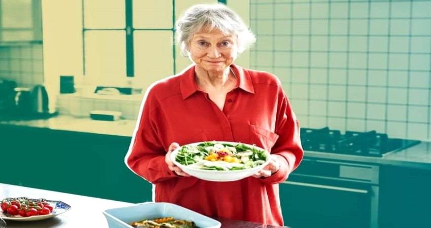 دراسة: الغسيل والتنظيف والطهي أنشطة تقوي قلب المرأة