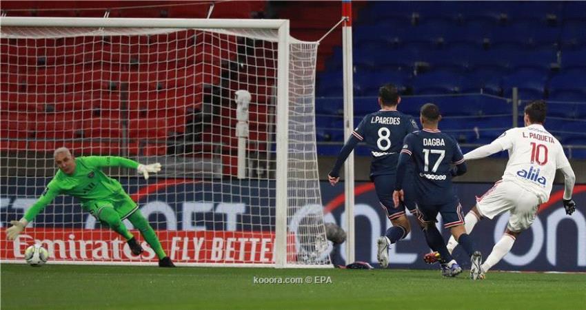 باريس يتعثر بتعادل جديد مع ليون