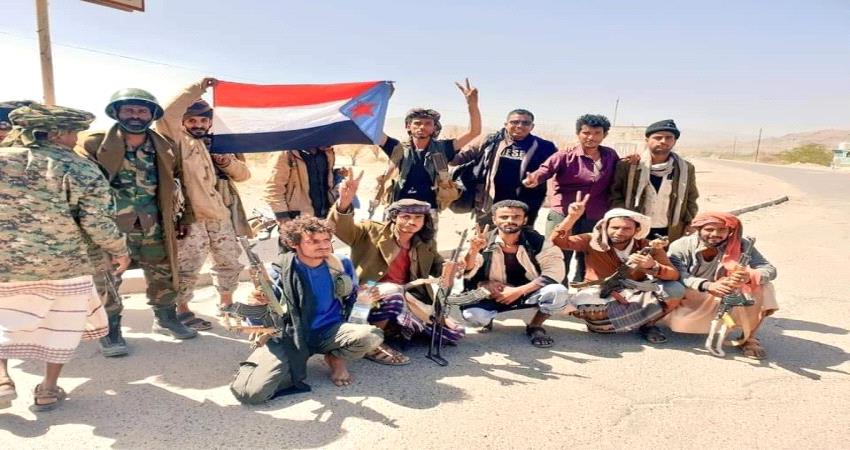 رد يفحم الإخوان.. أبطال العمالقة يرفعون علم الجنوب في مأرب(صور)