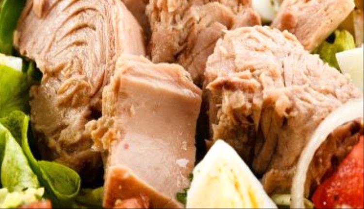 اعرف فوائد تناول التونة