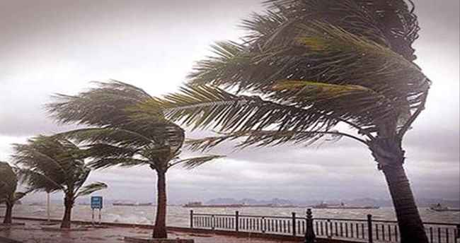 توقعات بإضطراب الطقس وهبوب الرياح بالعاصمة عدن 