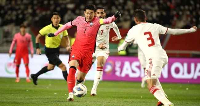الإمارات والعراق ولبنان في صراع ثلاثي لخطف بطاقة الملحق