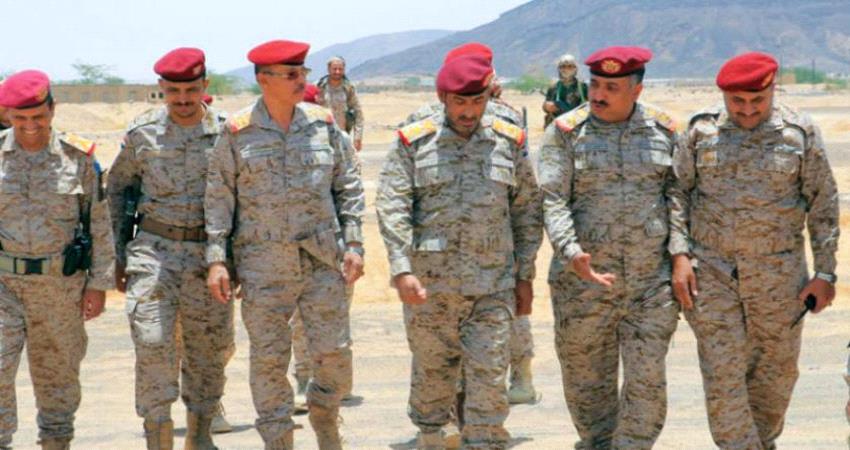 رئيس هيئة الأركان اليمنية : جاهزون لحسم المعركة عسكرياً وتحقيق النصر