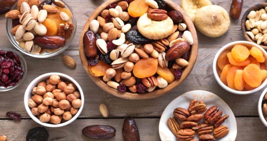 كيف تخزن المكسرات لتكون صالحة لعام كامل؟