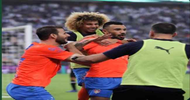 لاعبو الفيحاء يكشفون أسباب وكواليس التتويج بكأس الملك