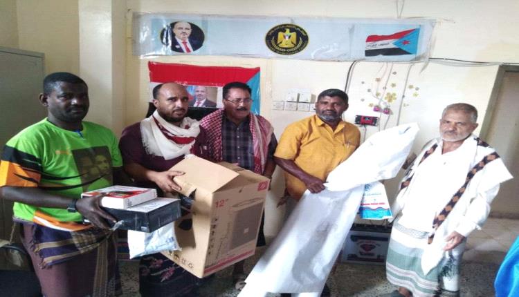 بدعم من الزبيدي.. انتقالي خنفر يتسلم شاشة العرض لكأس العالم