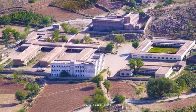 كلية التربية لبعوس تزف بشرى سارة لطلاب مديرية رصد يافع