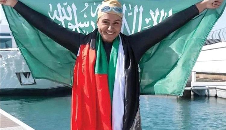 السعودية مريم بن لادن.. طبيبة قهرت "القروش" عوما من المملكة لمصر