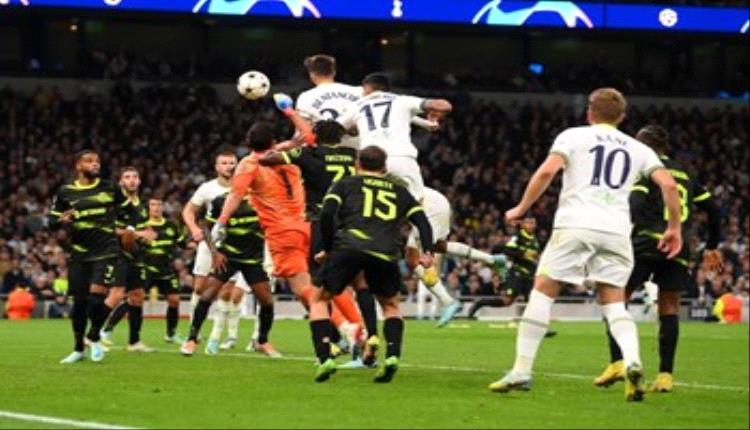 توتنهام يتعادل مع سبورتينغ لشبونة ويشعل الصراع للجولة الأخيرة من دوري أبطال أوروبا