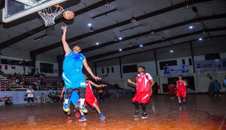 الميناء يقترب من التتويج باللقب