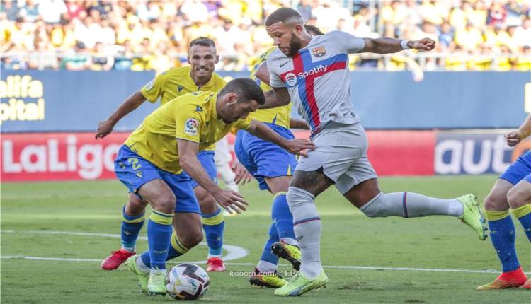 إيقاف مباراة برشلونة وقادش