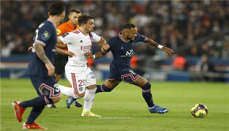 التشكيل لقمة الدوري الفرنسي بين باريس سان جيرمان و ليون