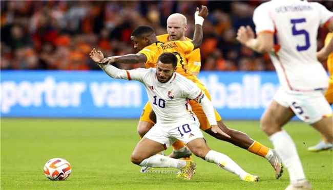 هولندا تبلغ نصف نهائي دوري الأمم بإسقاط بلجيكا
