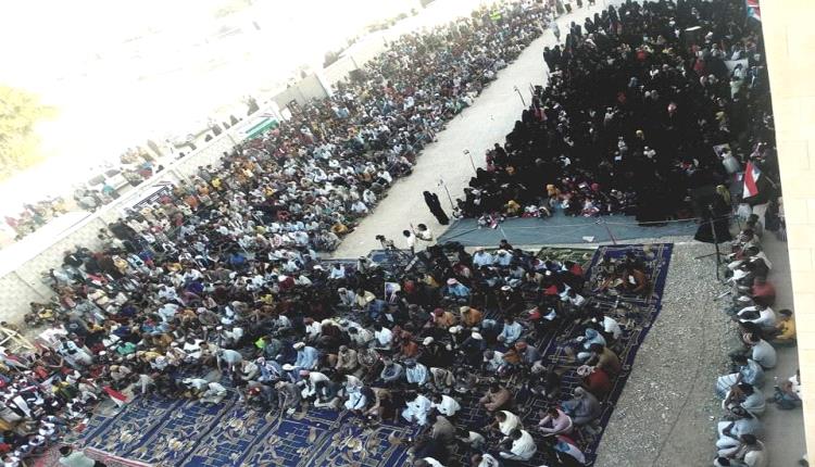 صور - حشود كبيرة من أبناء المهرة تتوافد للمشاركة في مهرجان ذكرى الاستقلال الجنوبي