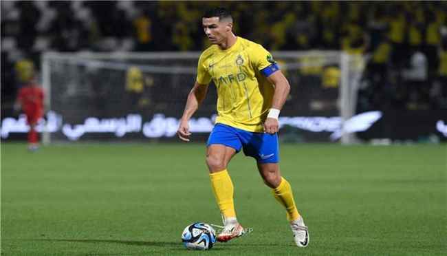 كريستيانو رونالدو ينفرد بصدارة هدافي روشن