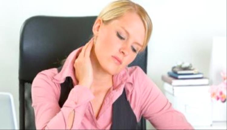 نصائح تساعدك فى علاج آلام الرقبة