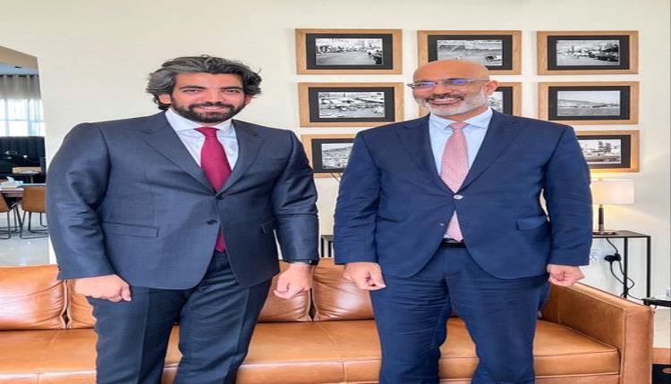 لقاء يجمع البيض مع السفير الهولندي بيتر هوف