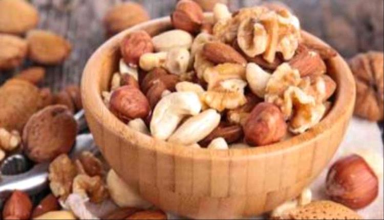 اللحوم والمكسرات أغذية غنية بالزنك.. احرص على تناولها