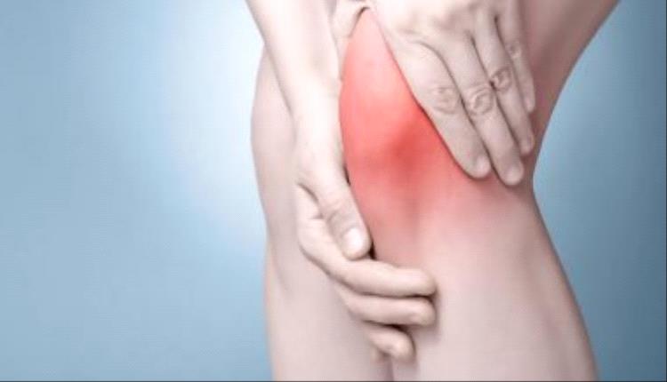 6 أعراض تدل على ضعف ركبتيك وسوء صحة عظامك