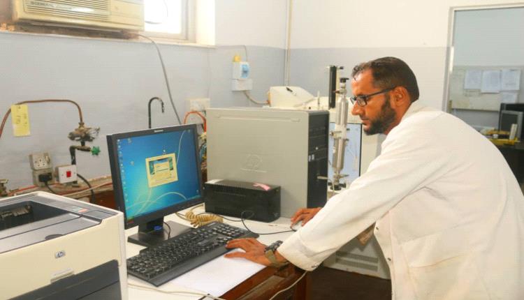 مصافي عدن : عملية ضخ المازوت الى محطتي الحسوة والمنصورة ليس عبر القاطرات