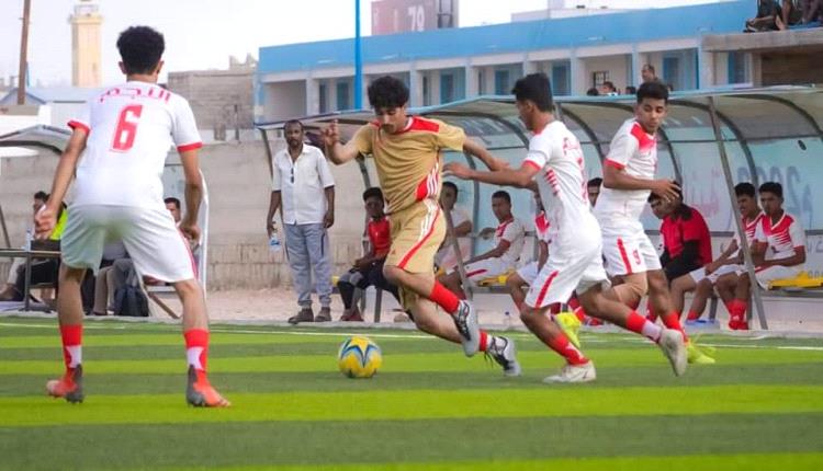 النجم الروضة يتجاوز النصر عبدان بصعوبة ويتصدر مجموعته في بطولة كأس الأبطال للفرق الشعبية بشبوة 