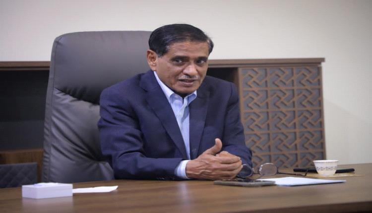 البحسني : متحدث الإنتقالي وطد العلاقات بين المجلس والشعب عبر خطابات سياسية متزنة