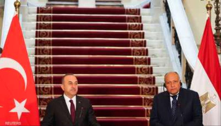 في أول زيارة منذ 10سنوات .. وزير الخارجية التركي يصل مصر ويبحث إستعادة العلاقات بين البلدين 