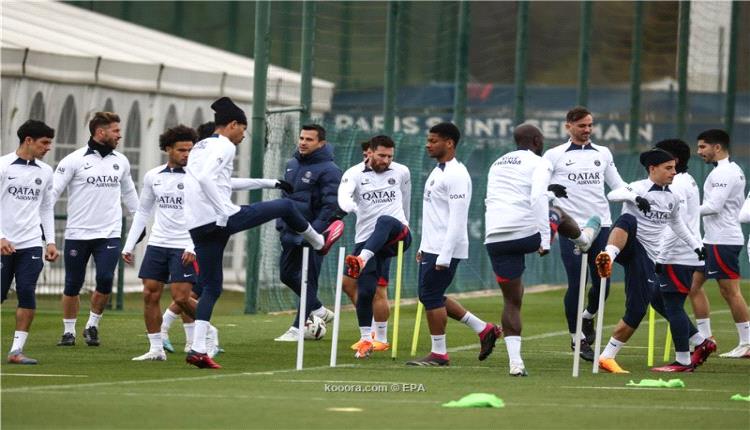 رغم اعتذاره.. ميسي خارج قائمة باريس أمام تروا