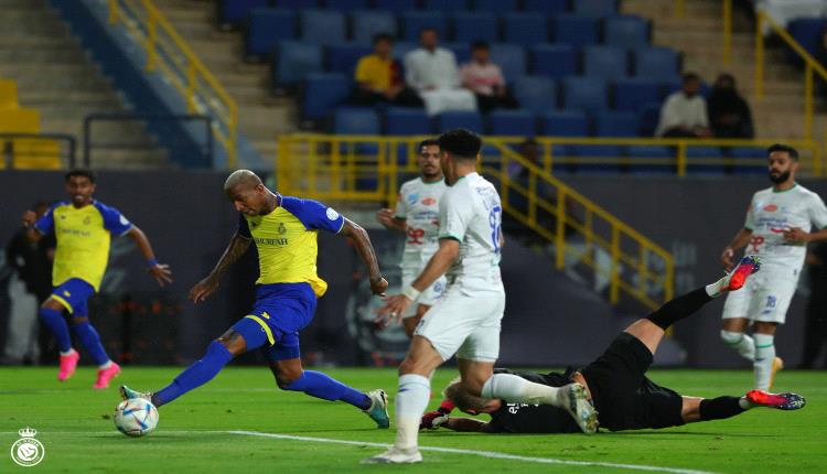 النصر يعبر الفتح والهلال يبطل ريمونتادا الرائد في دوري روشن السعودي